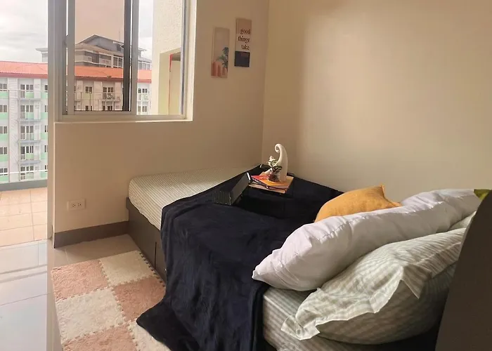 1 Bedroom Unit Near Sm Sucat And Naia Terminal *